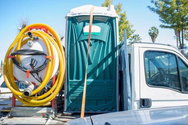 Porta potty delivery and setup in Manistee, MI