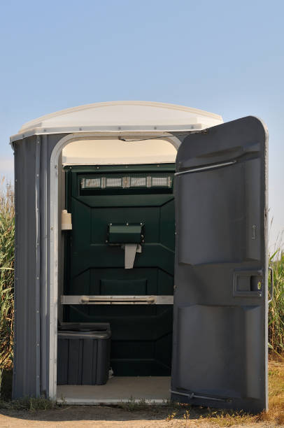 Best Portable restroom trailer rental  in Manistee, MI